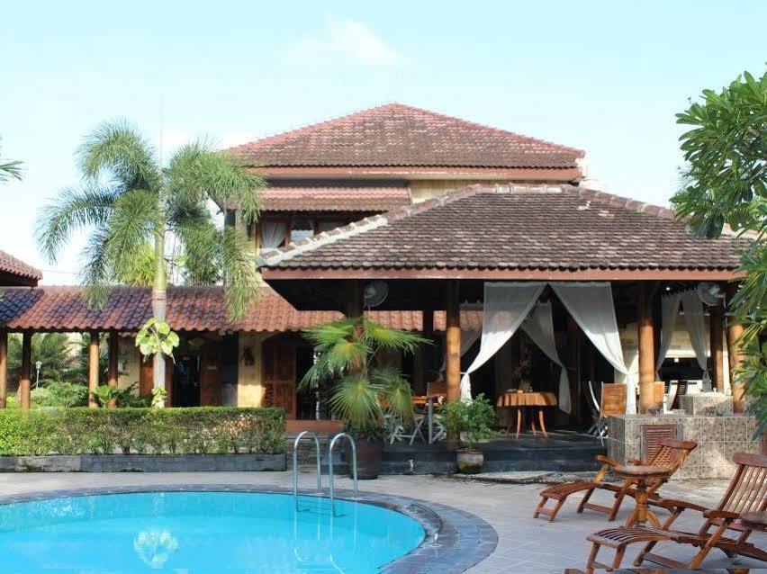 Ndalem Bantul Hotel Yogyakarta Ngoại thất bức ảnh