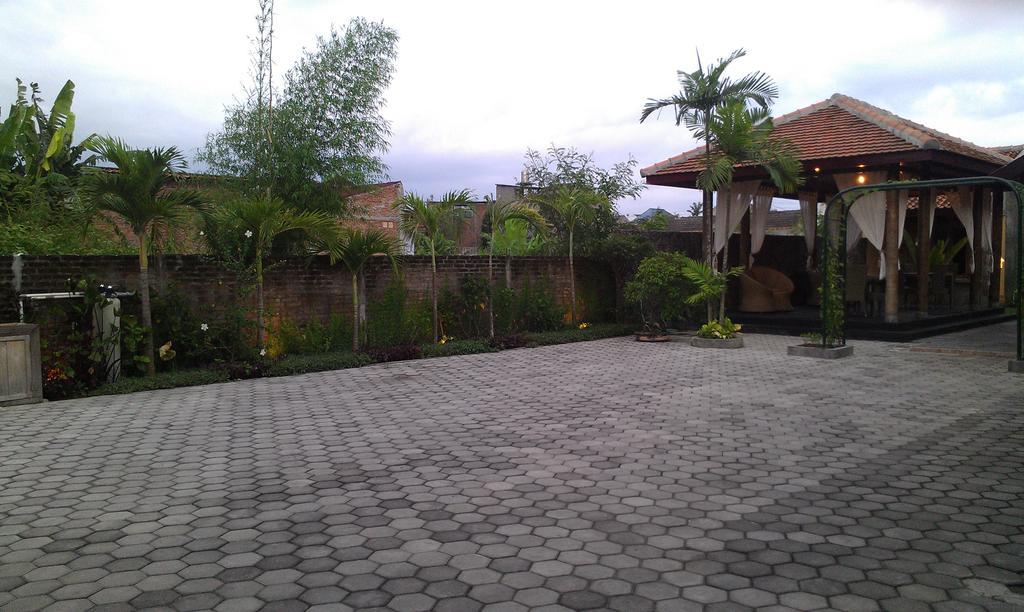 Ndalem Bantul Hotel Yogyakarta Ngoại thất bức ảnh