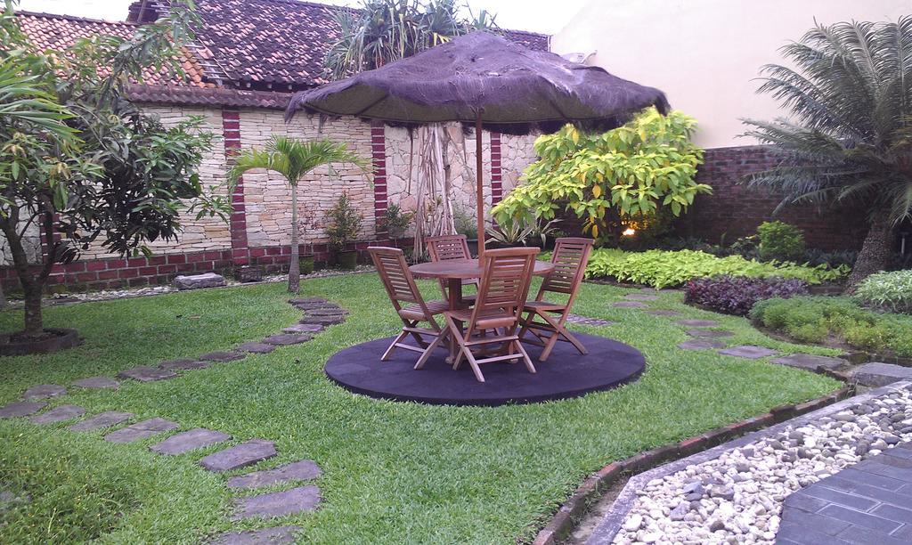 Ndalem Bantul Hotel Yogyakarta Ngoại thất bức ảnh